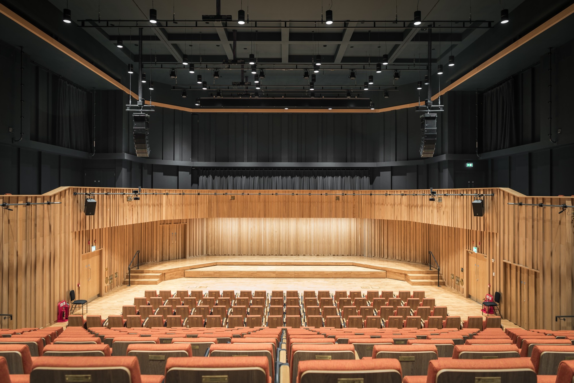 The Tung Auditorium: igus® HD e-spool® supports award-winning Concert Hall | Northamptonshire Chamber of Commerce