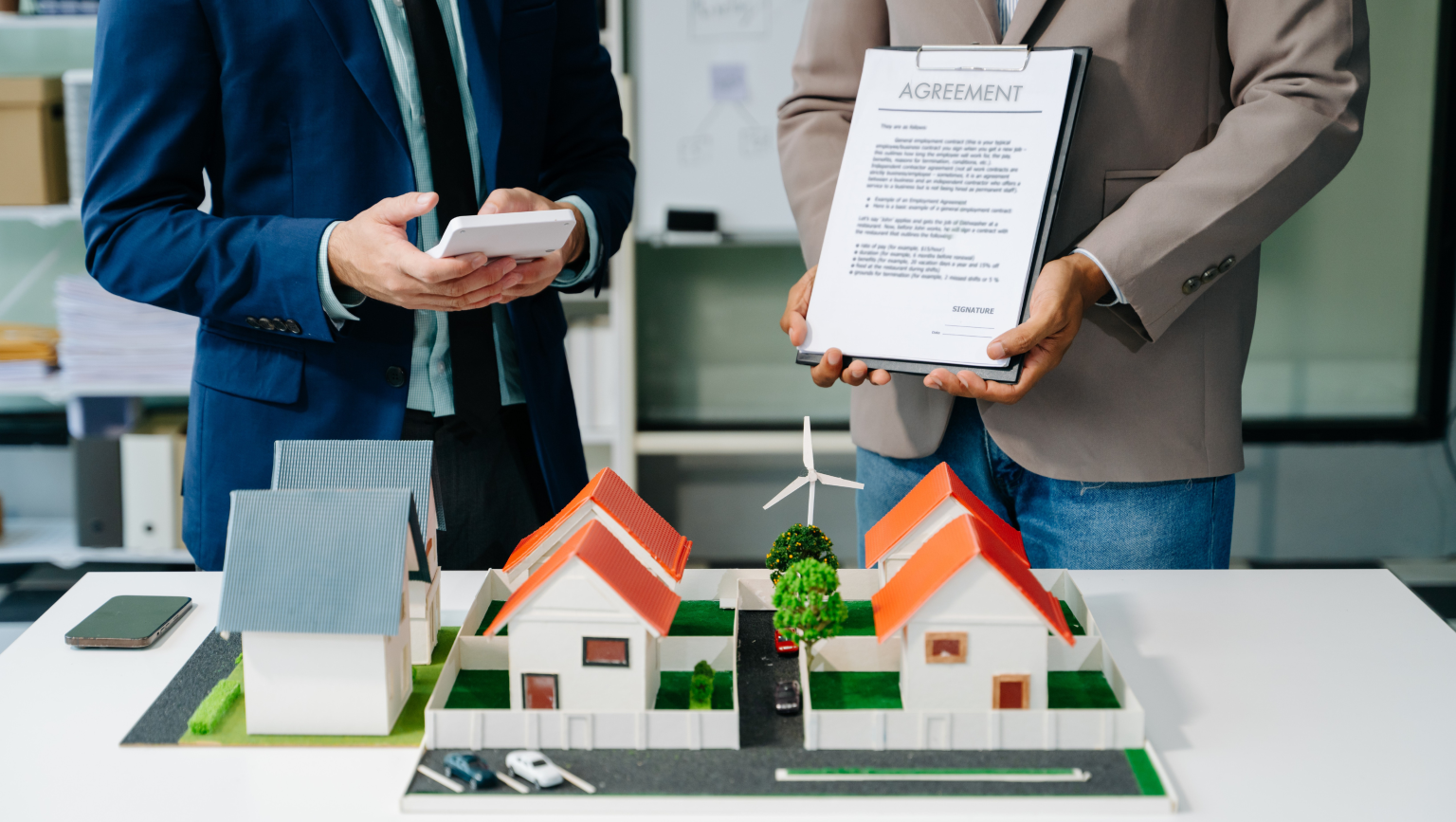 NEGOTIATING A SURRENDER: WHAT UK LANDLORDS AND TENANTS NEED TO KNOW ABOUT ENDING A COMMERCIAL LEASE | Northamptonshire Chamber of Commerce